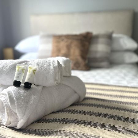 Franklin Suite - Reading City Centre - Free Parking - Close To Station Exterior photo