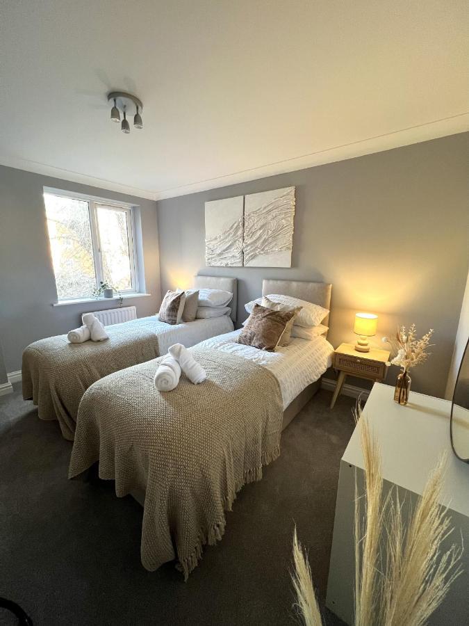 Franklin Suite - Reading City Centre - Free Parking - Close To Station Exterior photo